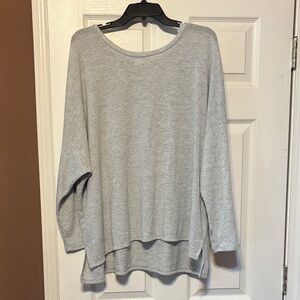 Women's Light Gray Long Sleeve Oversized Top